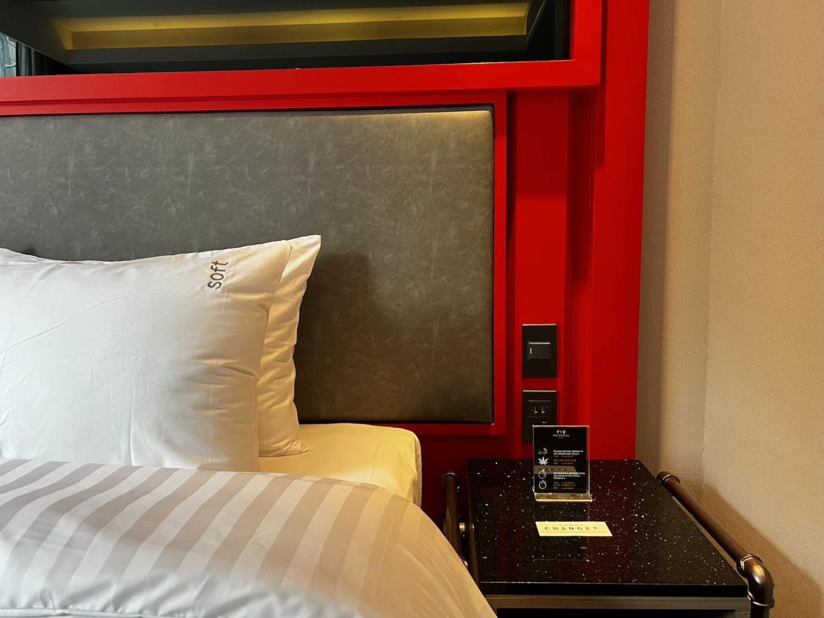 T2 The Portal Sukhumvit 호텔 방콕 외부 사진