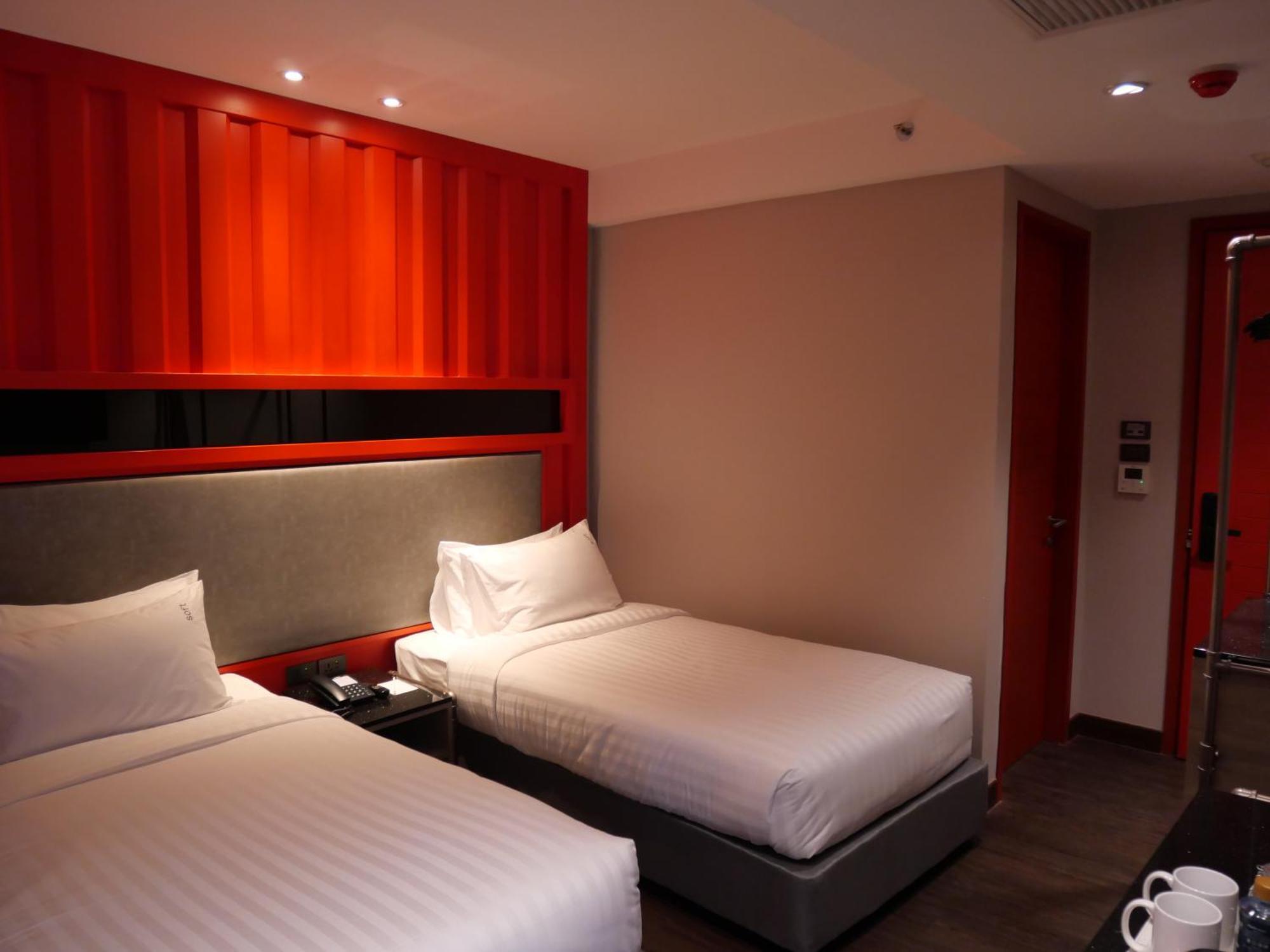 T2 The Portal Sukhumvit 호텔 방콕 외부 사진