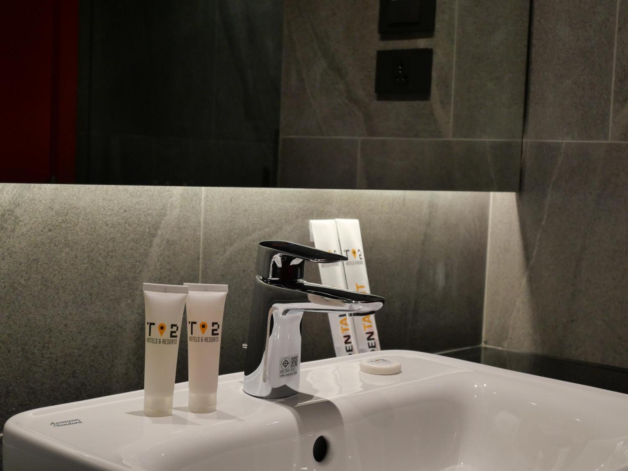 T2 The Portal Sukhumvit 호텔 방콕 외부 사진