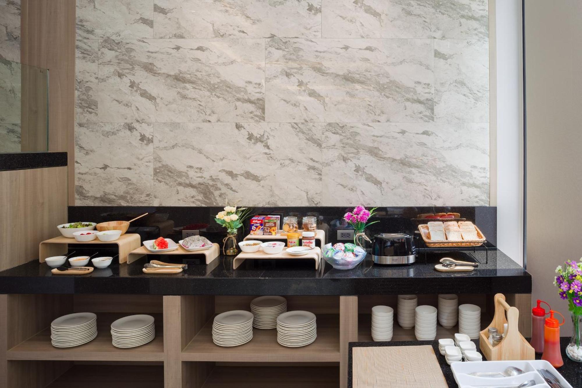 T2 The Portal Sukhumvit 호텔 방콕 외부 사진