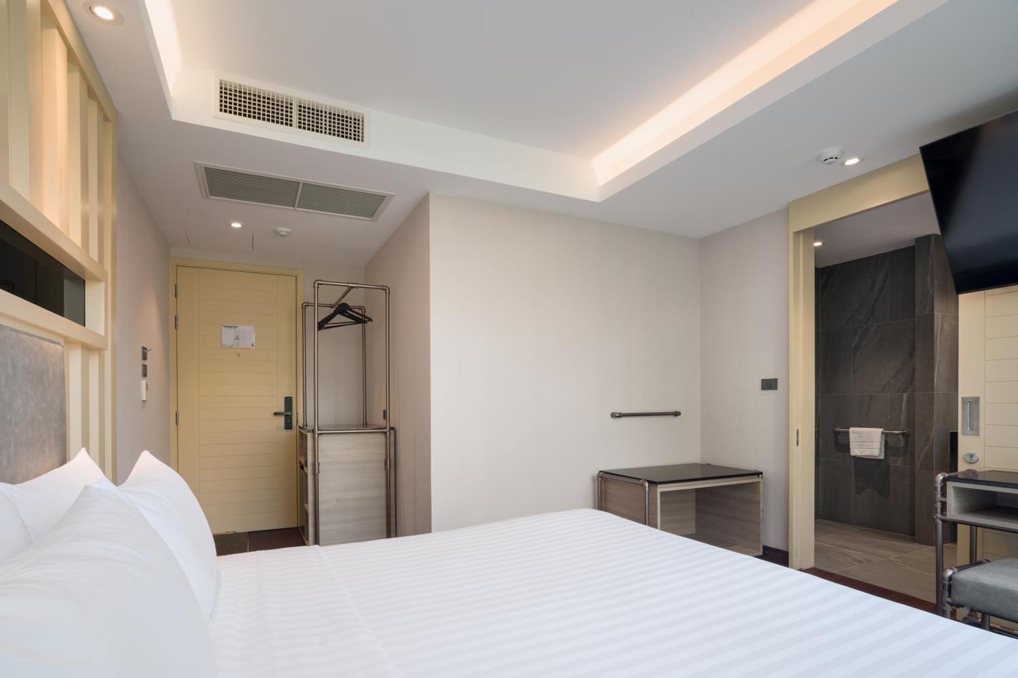 T2 The Portal Sukhumvit 호텔 방콕 외부 사진