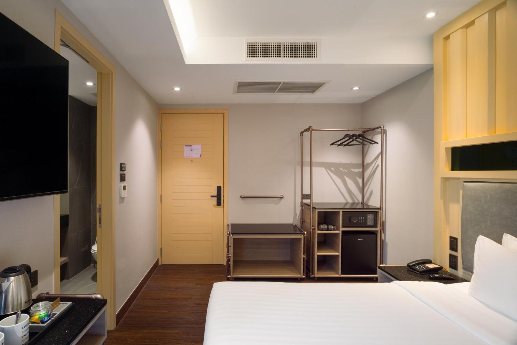 T2 The Portal Sukhumvit 호텔 방콕 외부 사진