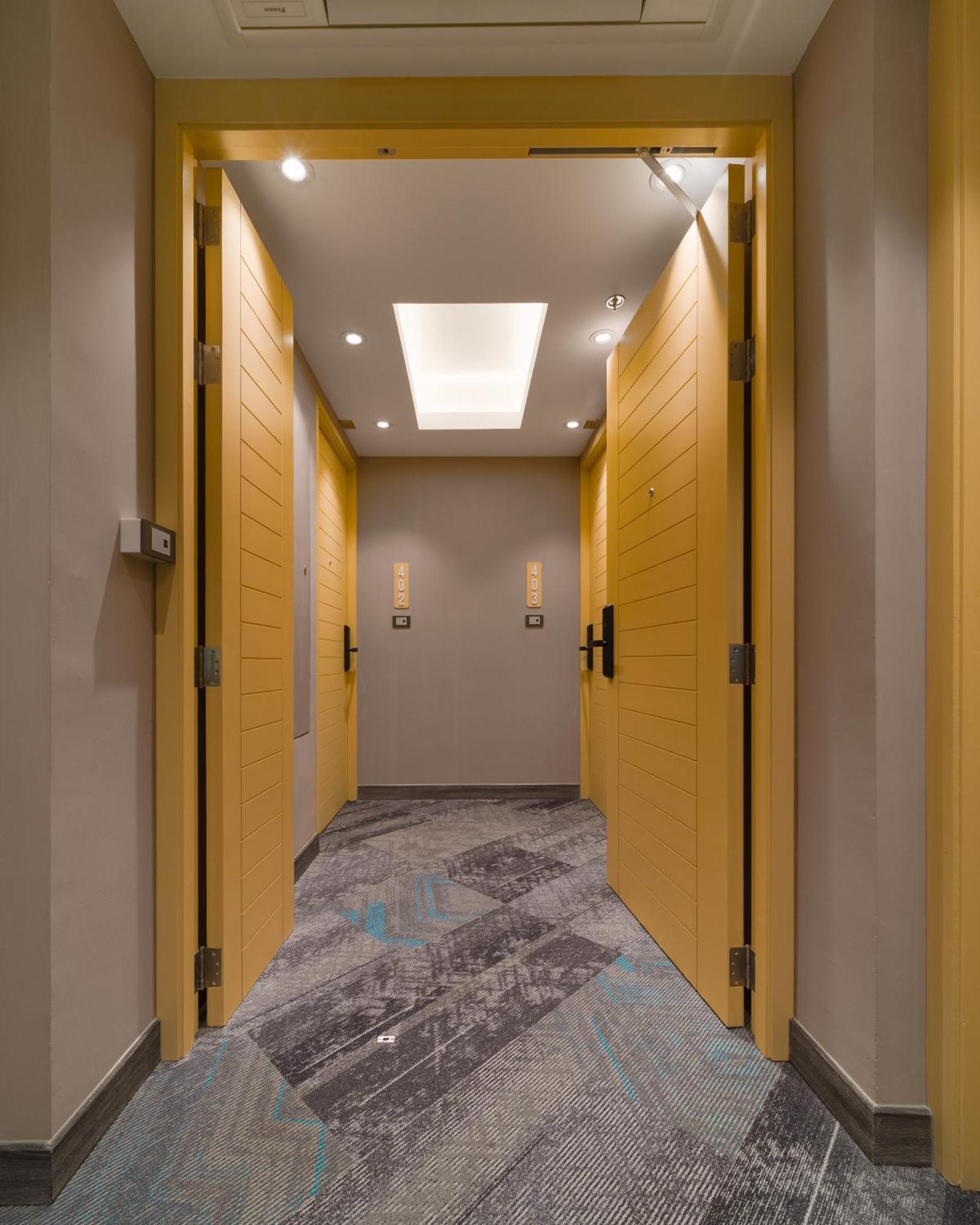 T2 The Portal Sukhumvit 호텔 방콕 외부 사진